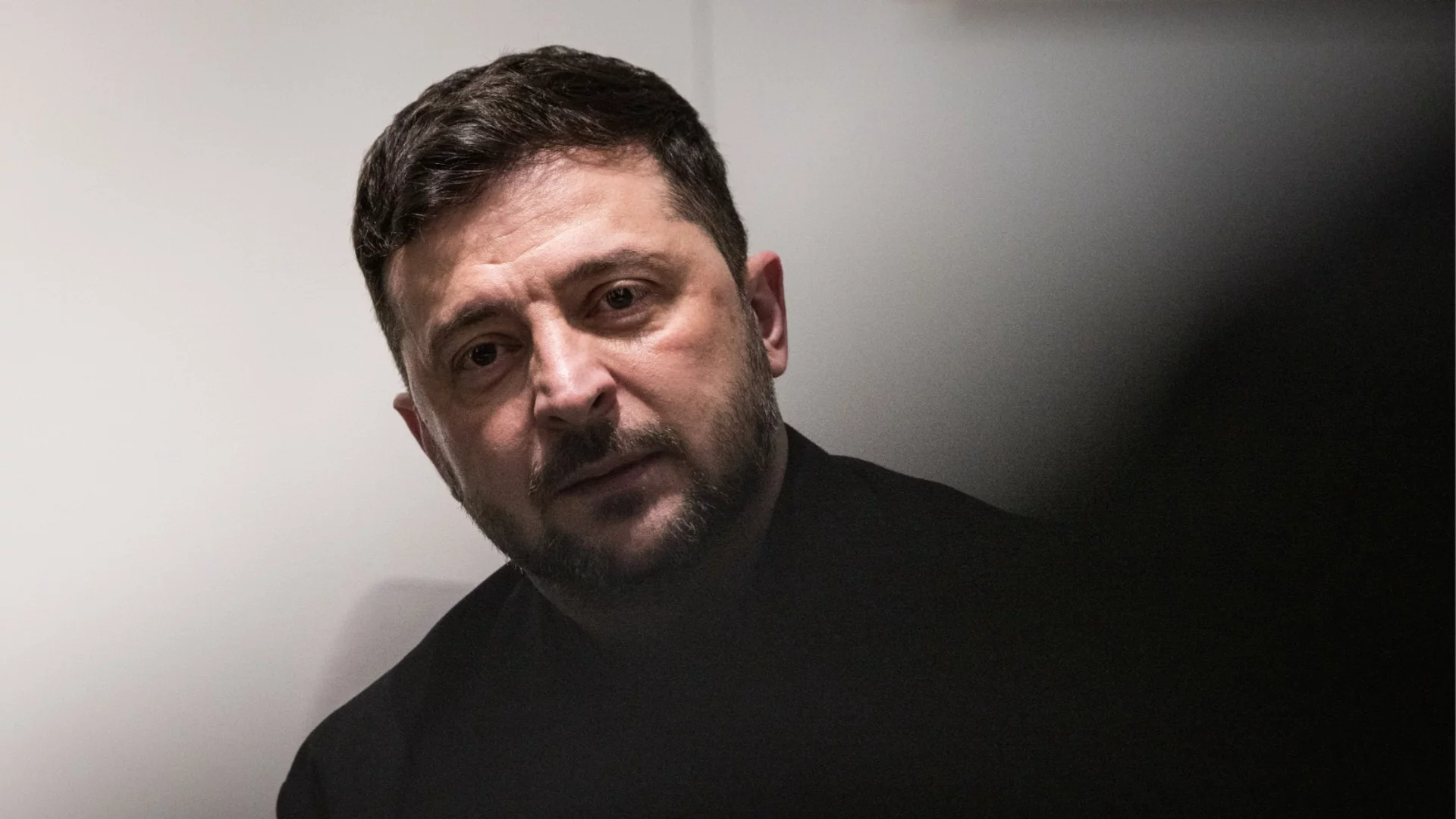 Зеленски готов да помогне на страните от Близкия изток да свалят иранските дронове, но при едно условие