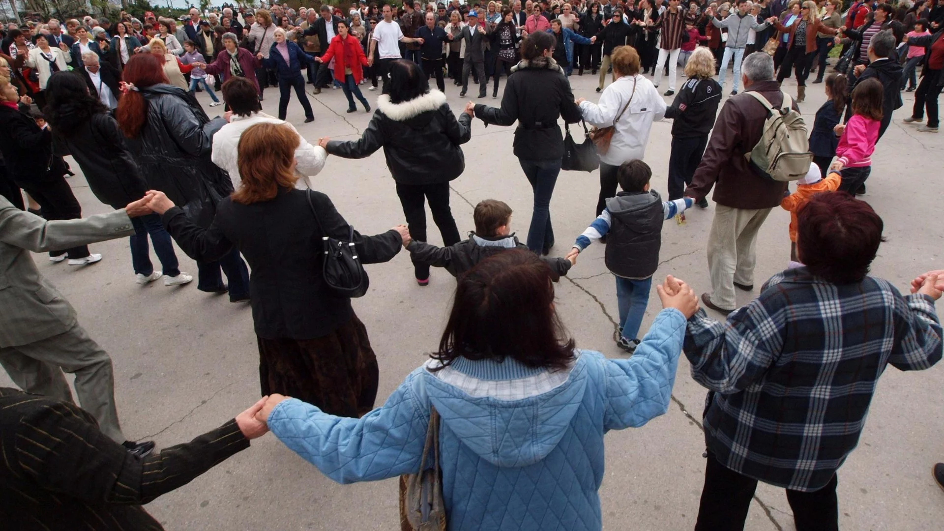 Отбелязват 3 март с 4-часово хоро