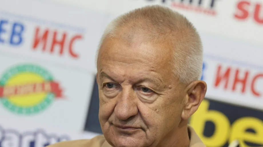 Малък бюджет, но големи сърца: Как "смърфовете" се превърнаха в институция