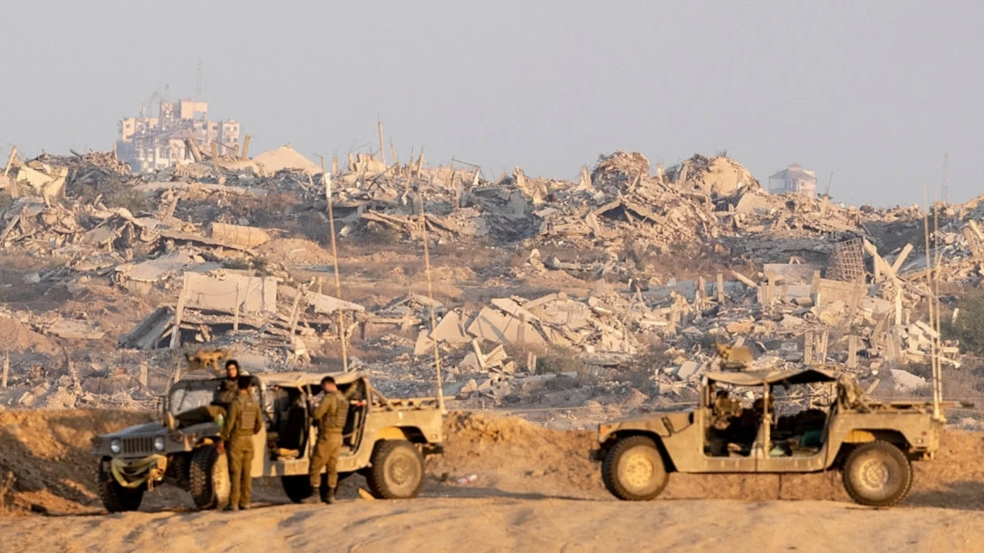 Стотици жертви на новата война в Иран. Петрол и газ - картината в Ормузкия проток (ВИДЕО)