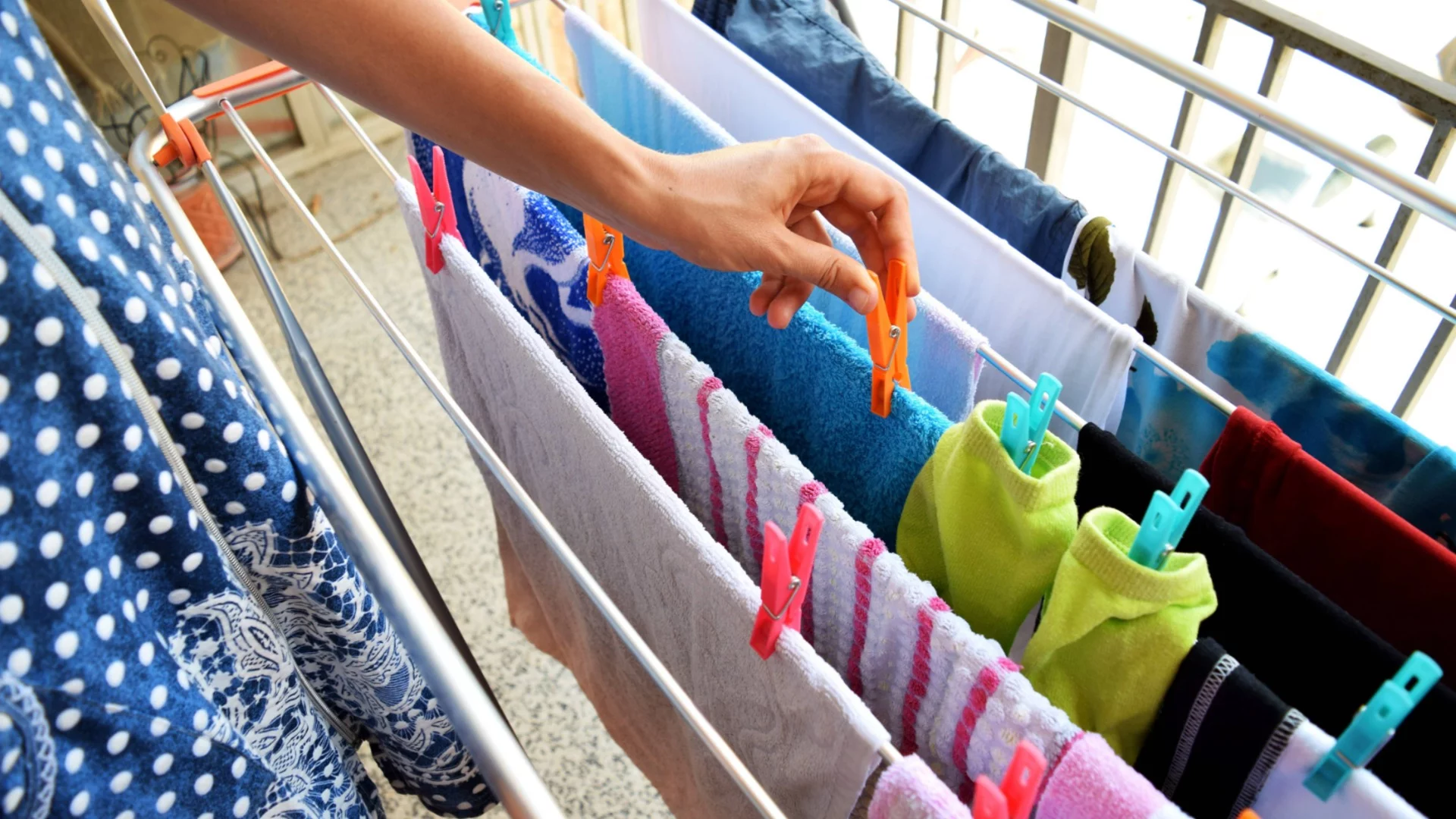 Колко време е необходимо за правилно изсушаване на различни материи