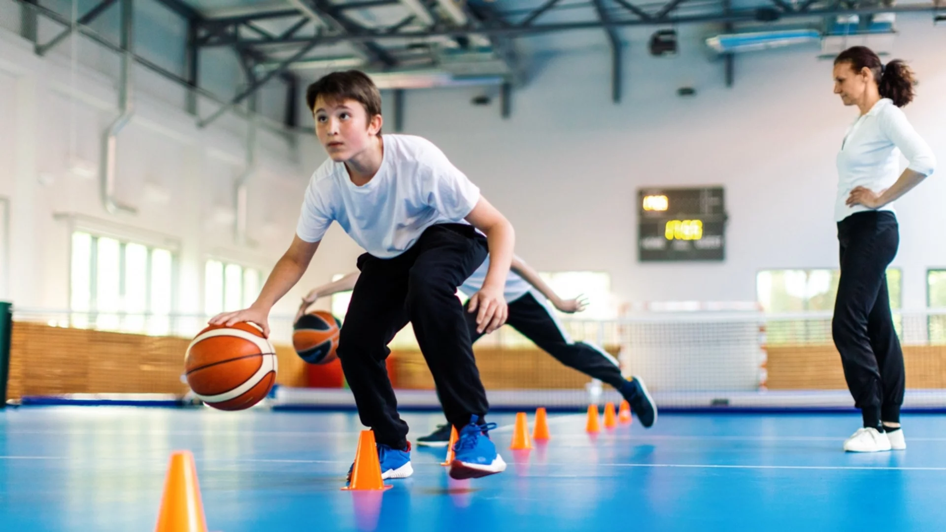 Достъпът до училищните салони след часовете – тема на разговор между Бербатов и проф. Игнатов