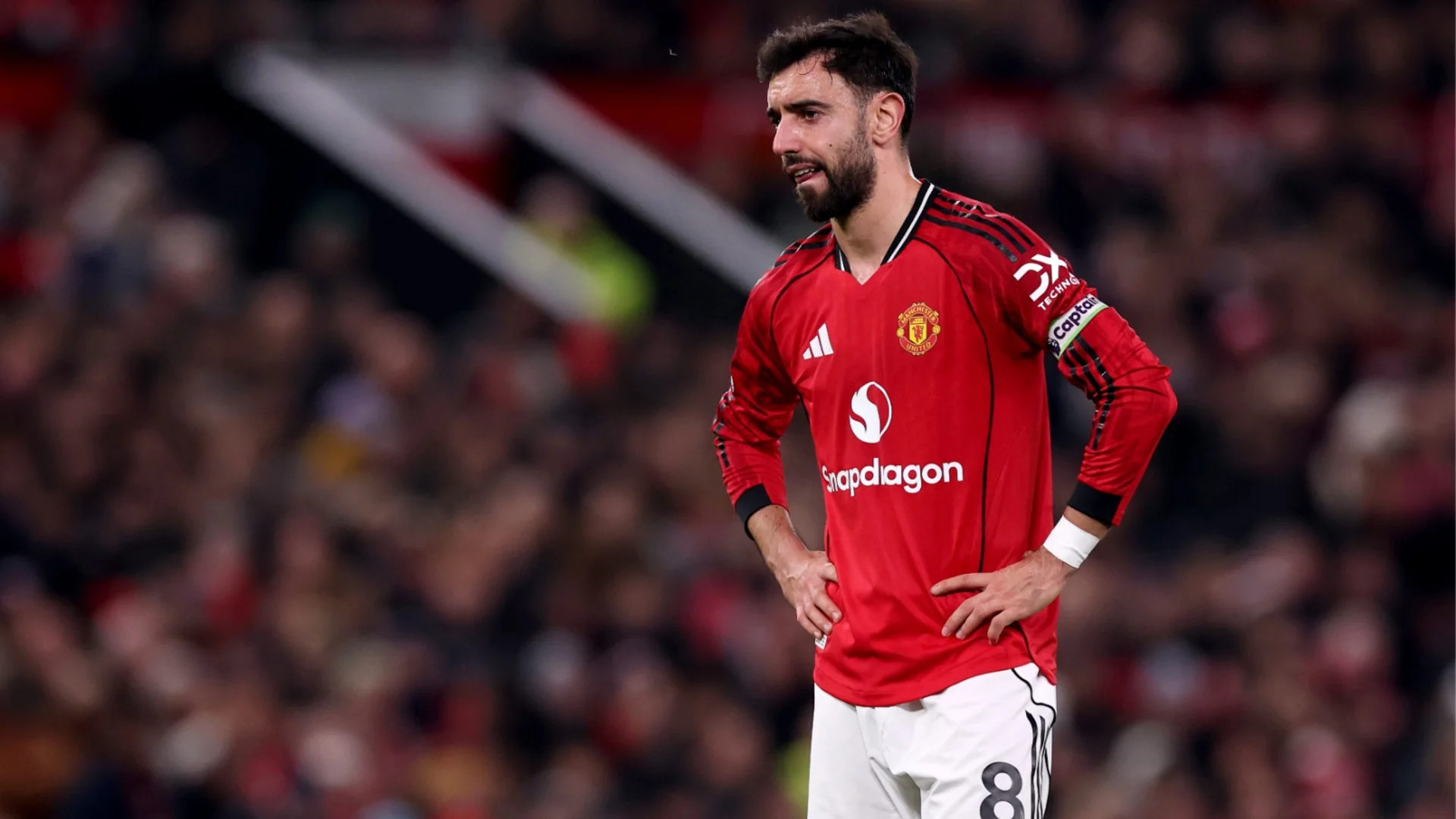 Ман Юнайтед изкушава капитана си с над половин милион на седмица