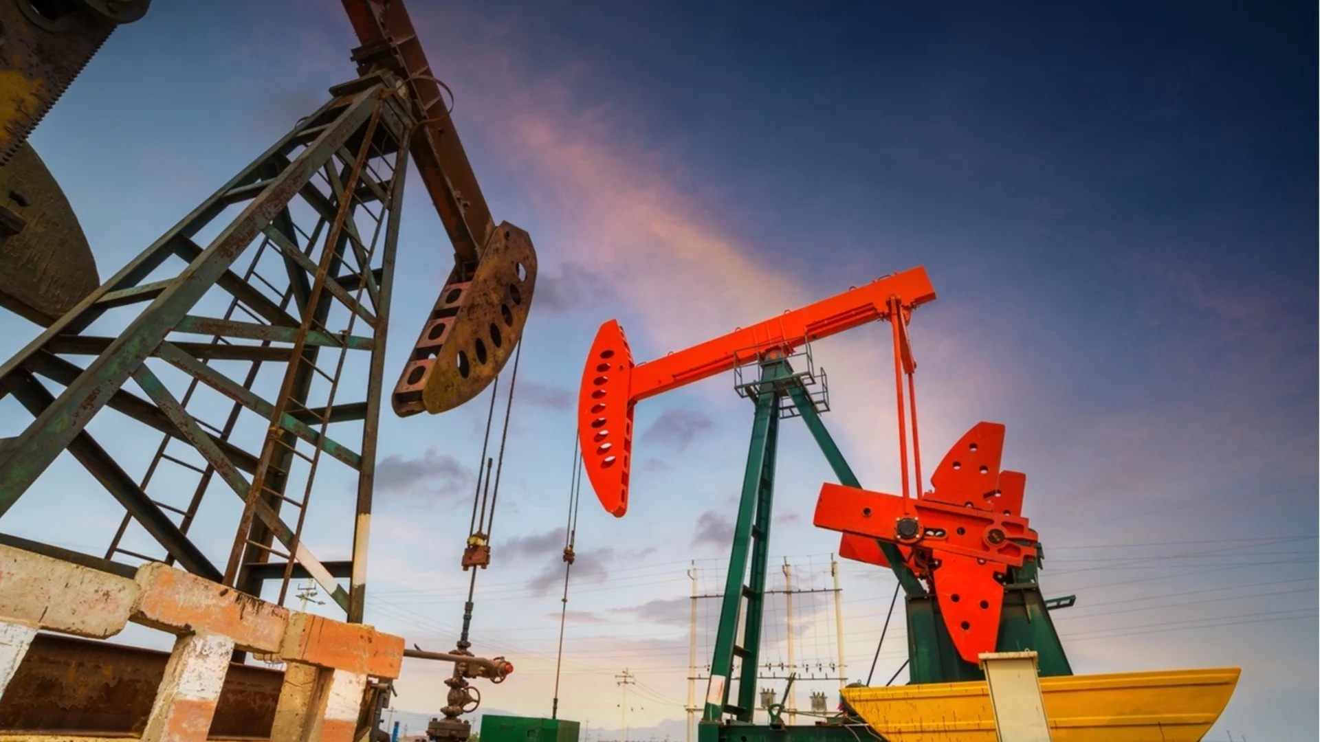 Скок на цената на природния газ и на горивата: Енергиен експерт с мрачна прогноза