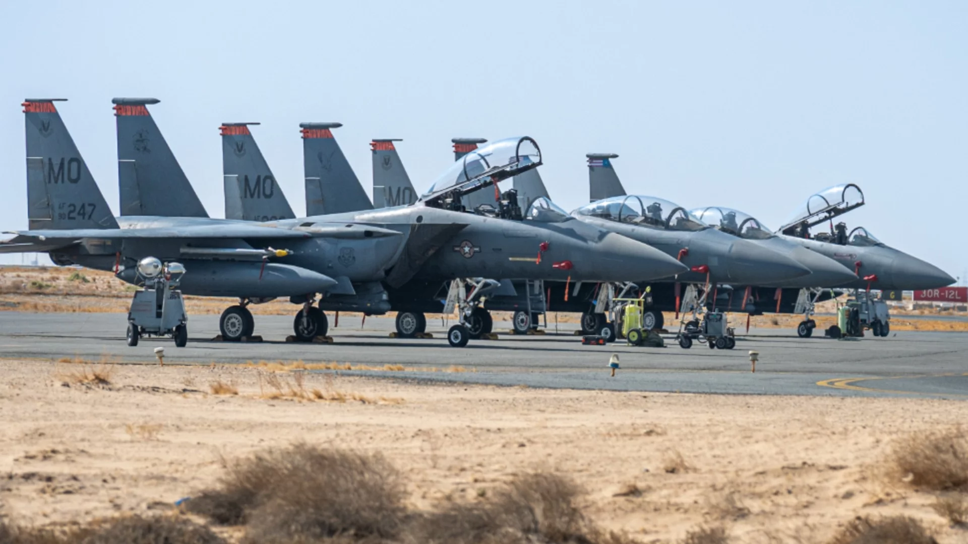 11-годишно момиче загина в Кувейт след въздушна атака