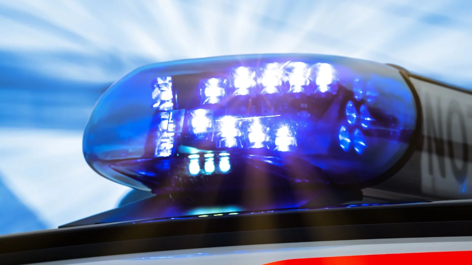 След побой: Арестуваха бащата за смъртта на двумесечно бебе