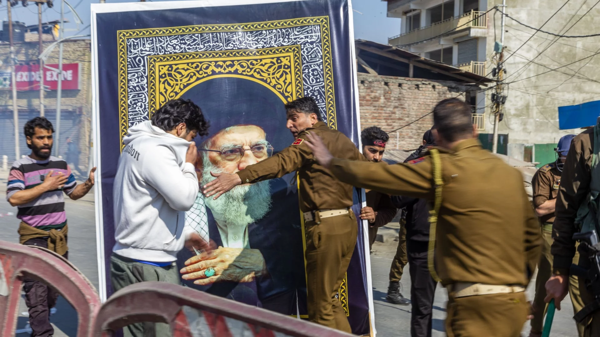 По бързината личи, че Иран се е подготвил за войната: Керемедчиев не вижда скорошен изход