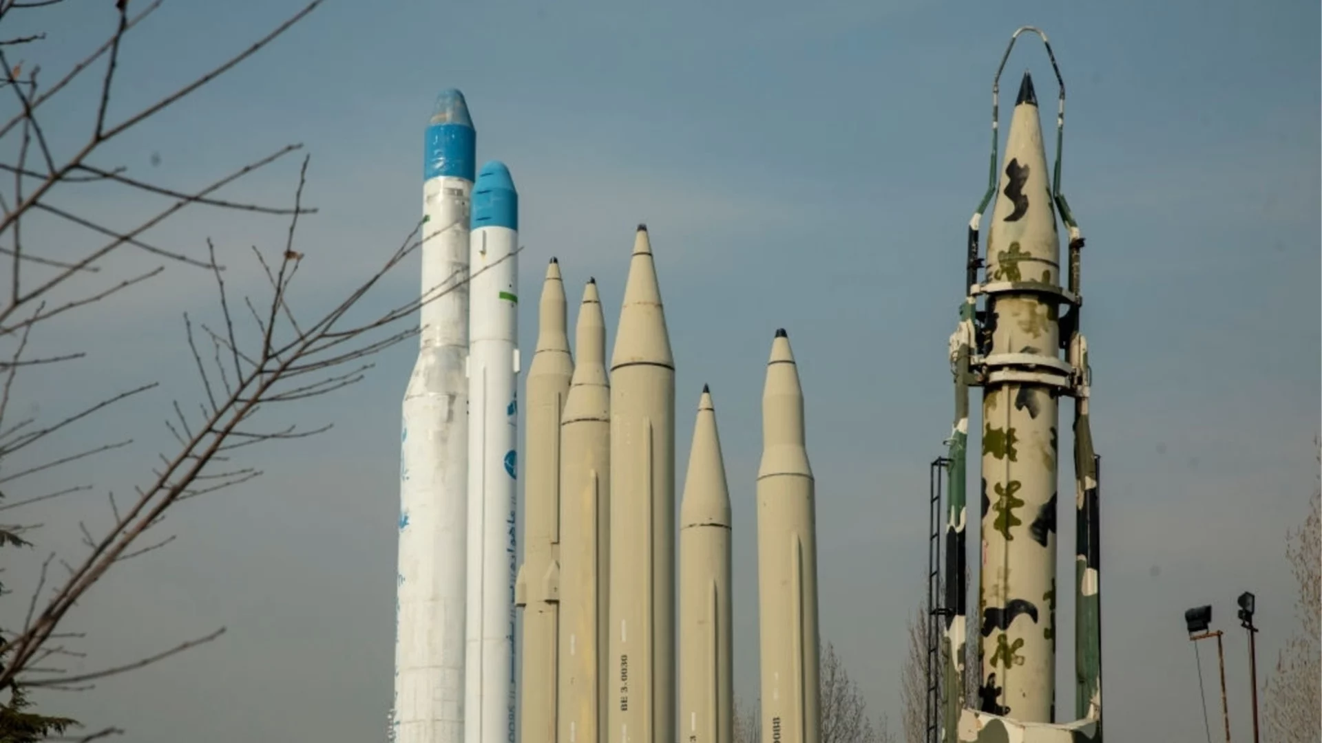 Politico: Ирански ракети могат да достигнат България, Европа затяга отбраната на няколко фронта