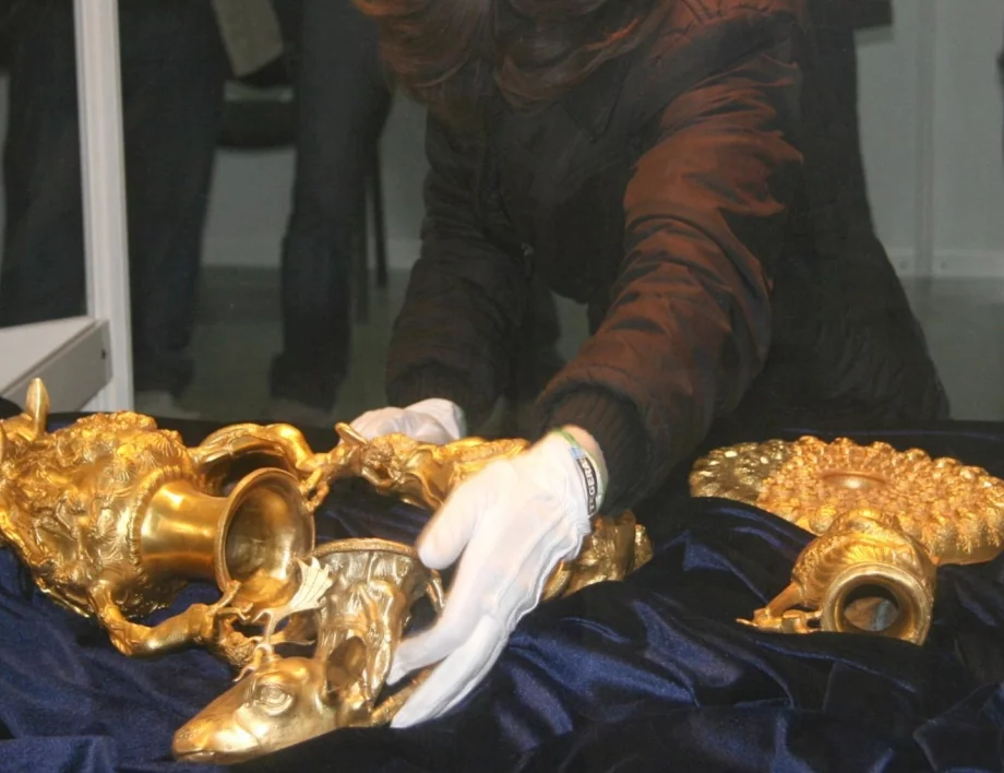 Братята от Панагюрище, открили съкровището, пред което Рокфелер пада на колене