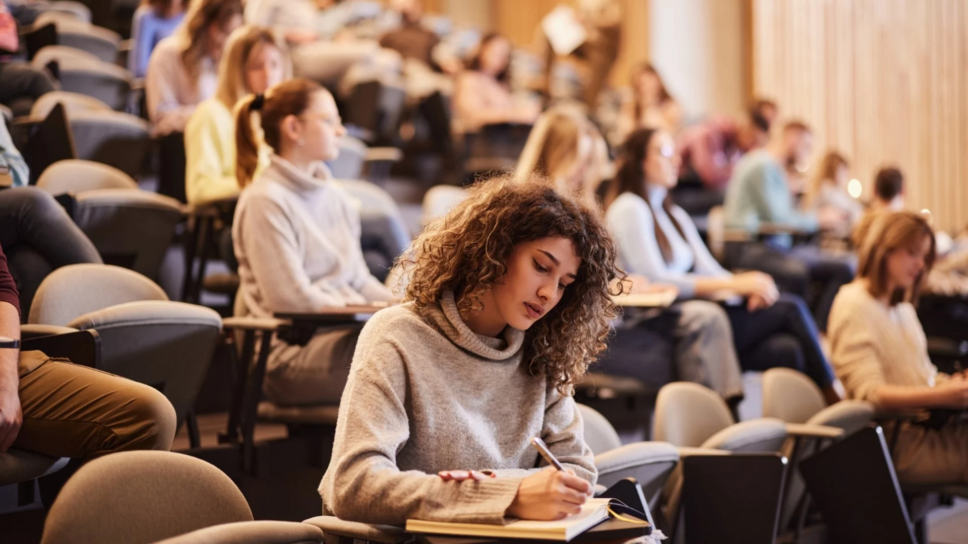 Студентите искат увеличение на стипендиите