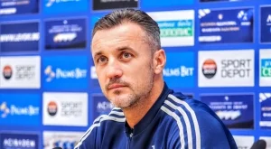 “Не правете тази глупост срещу ЦСКА“: Генчев се хвана за главата (ВИДЕО)