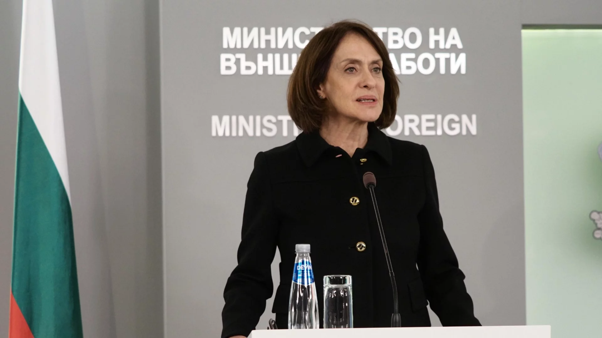 Изникна голям проблем в евакуацията на българи от Близкия изток (ВИДЕО)