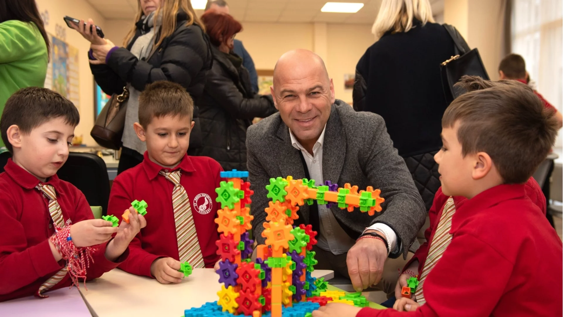 Кметът на Пловдив откри новия STEM център в СУ „Любен Каравелов“