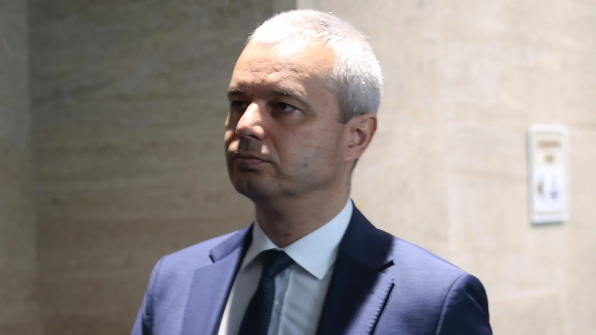 Сутрин рано имам чувство за хумор, но този път няма да Ви отговоря