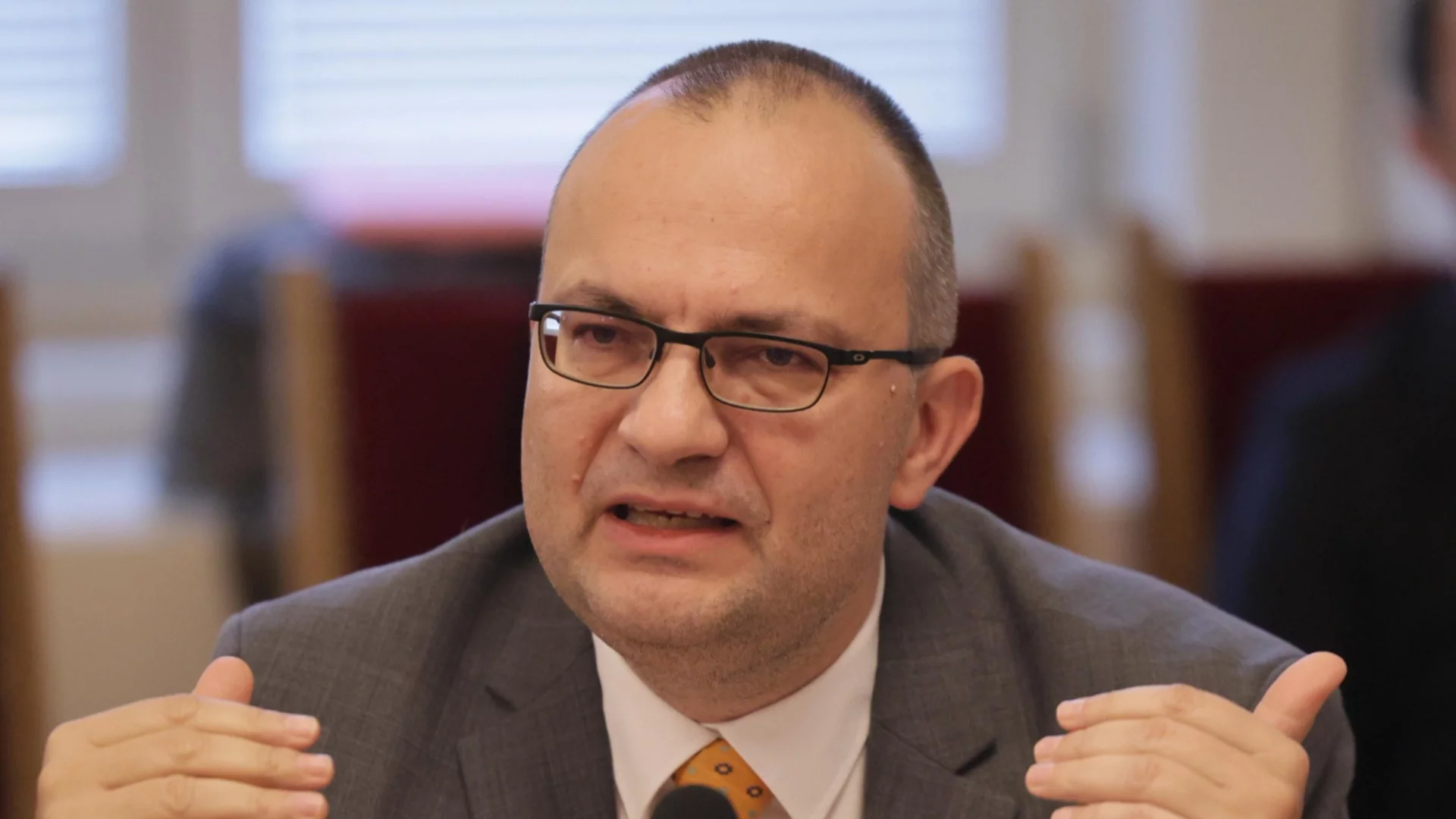 Саботират удължителния закон за бюджета: ДБ с призив за държавническо поведение в парламента (ВИДЕО)