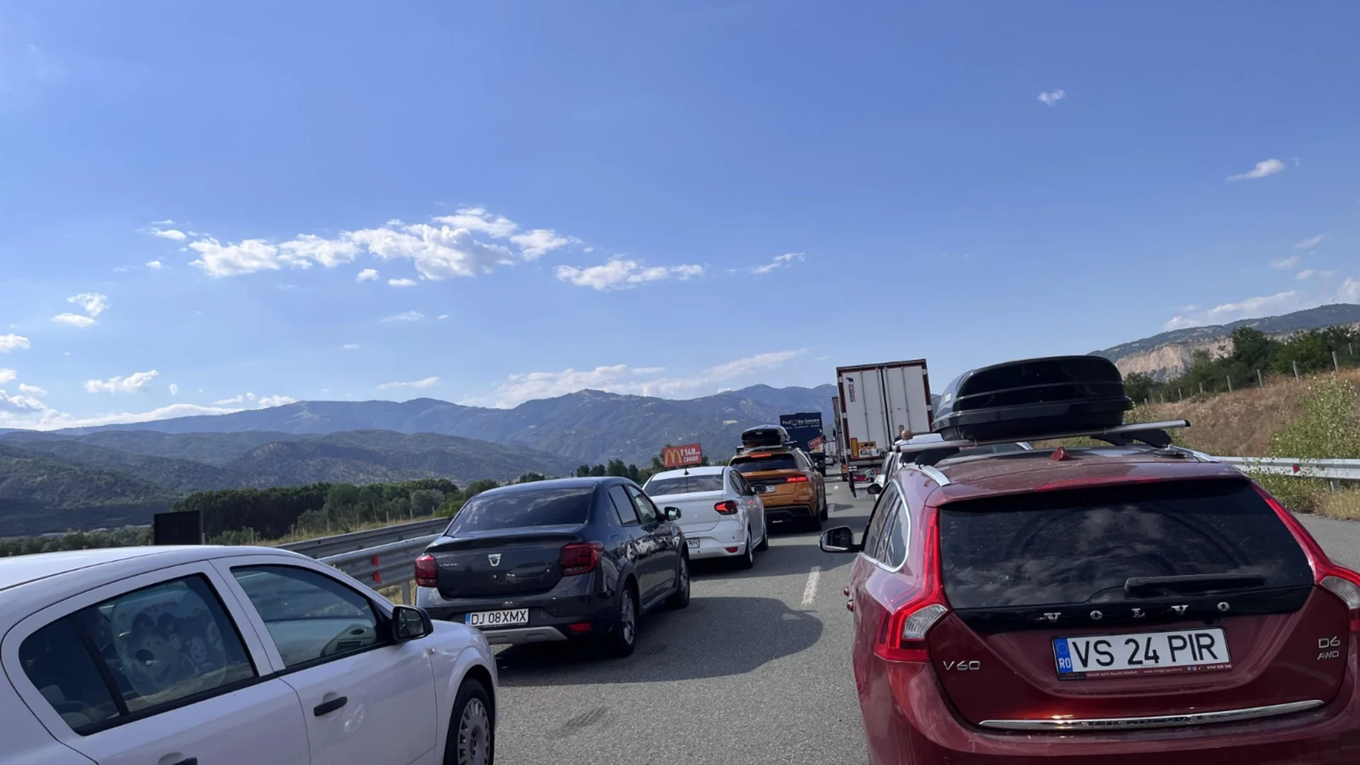 Ограничения в аварийната лента на АМ “Струма“