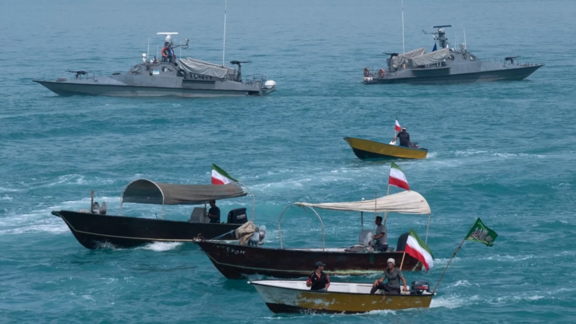 Китай притиска Иран да мине през Ормузкия проток