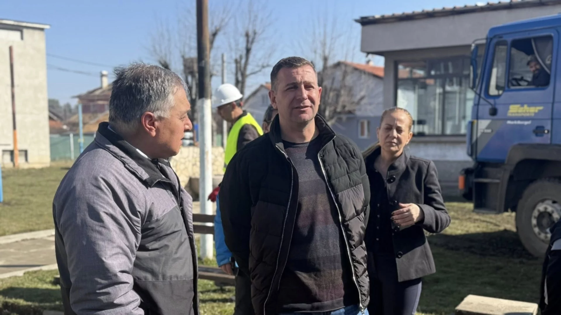 Започна изграждането на нова детска площадка в село до Самоков