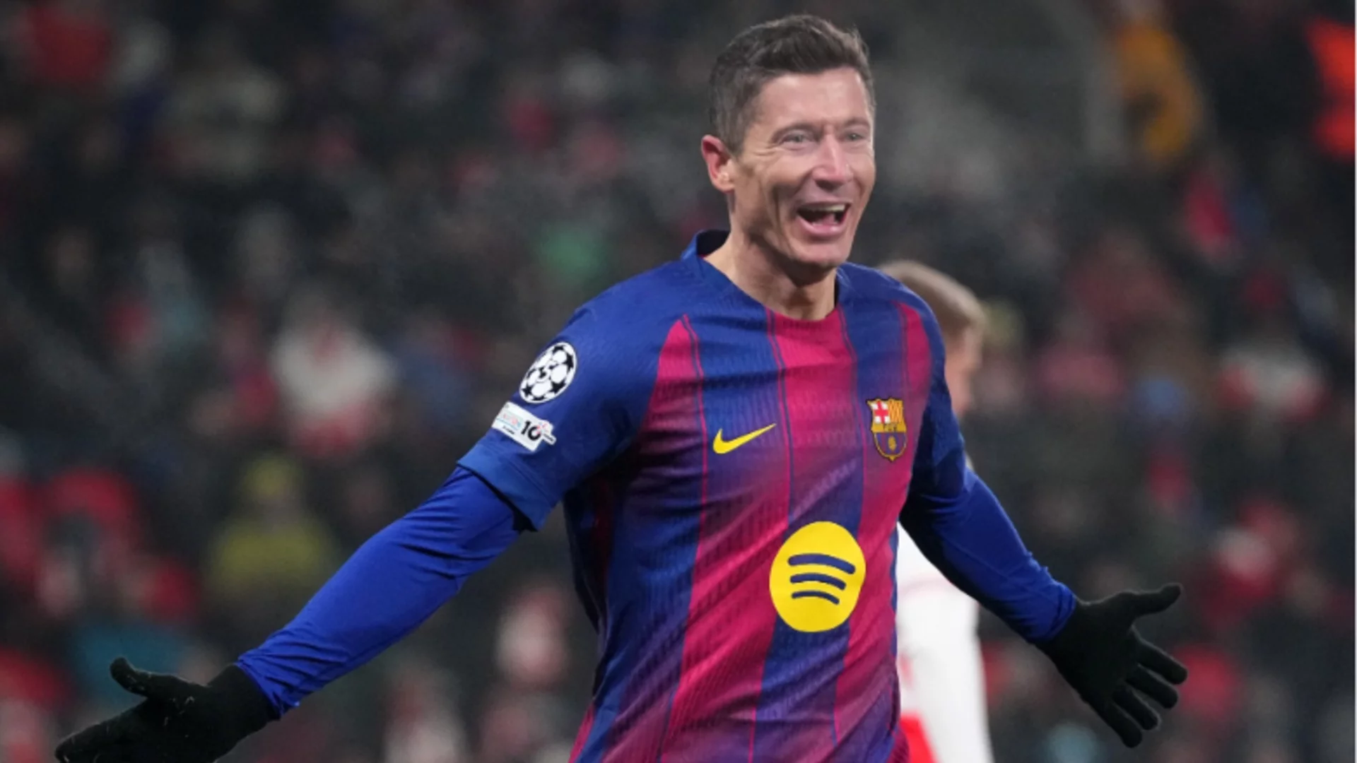 Левандовски разкри кога решава за бъдещето си