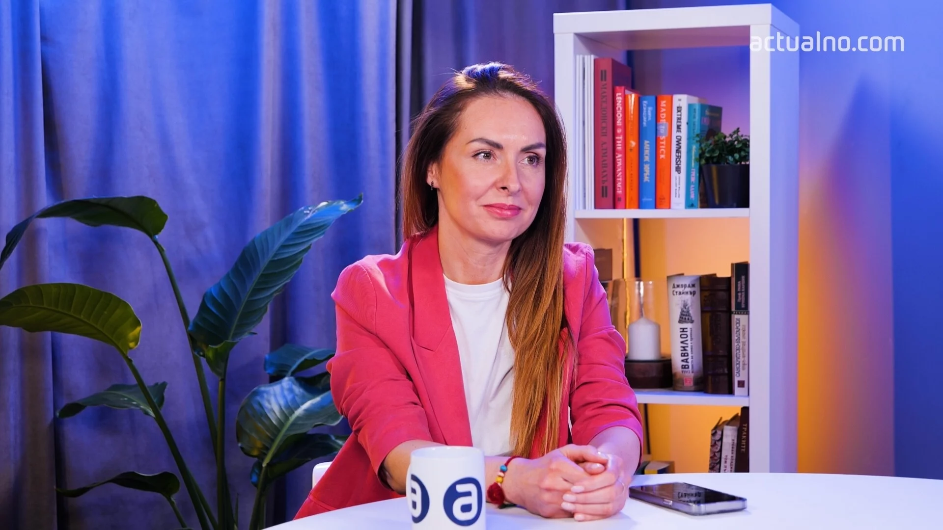 Ако някой ти е дарил пари, не значи, че работиш за Сорос: Кремена Кунева обяснява дейността на НПО-тата (ВИДЕО)