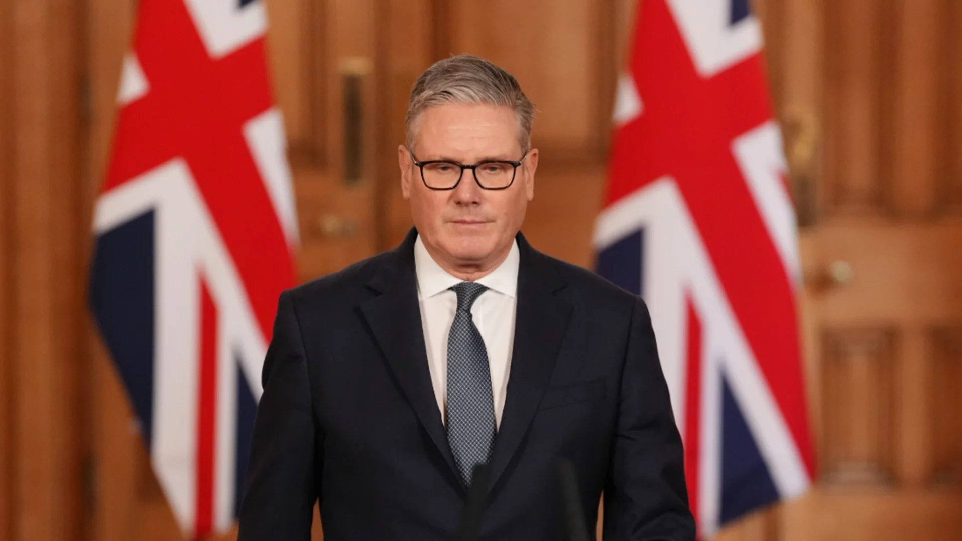 Великобритания е готова да защити Бахрейн с изтребителите си