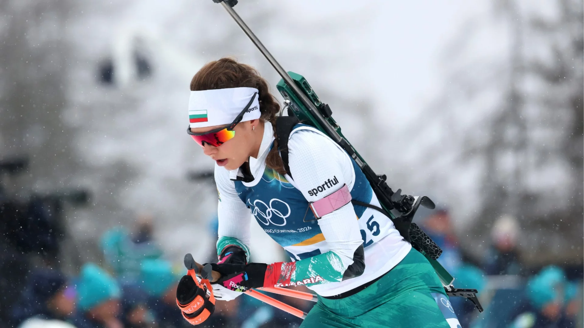 Исторически дебют на Лора Христова в масовия старт на Световна купа, но три грешки в стрелбата отнеха надеждите ѝ за високо класиране