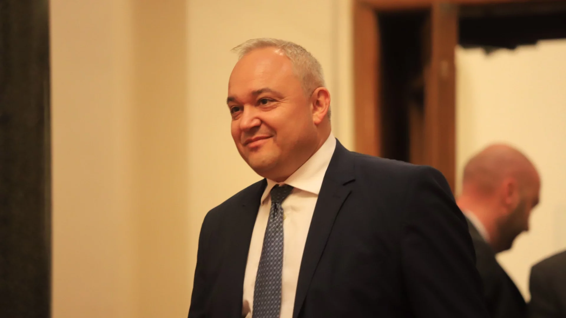 Демерджиев остави отворен въпроса ще бъде кандидат от "Прогресивна България"