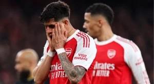 Мултимилионната селекция на Арсенал се измъчи срещу един от най-слабите в Англия