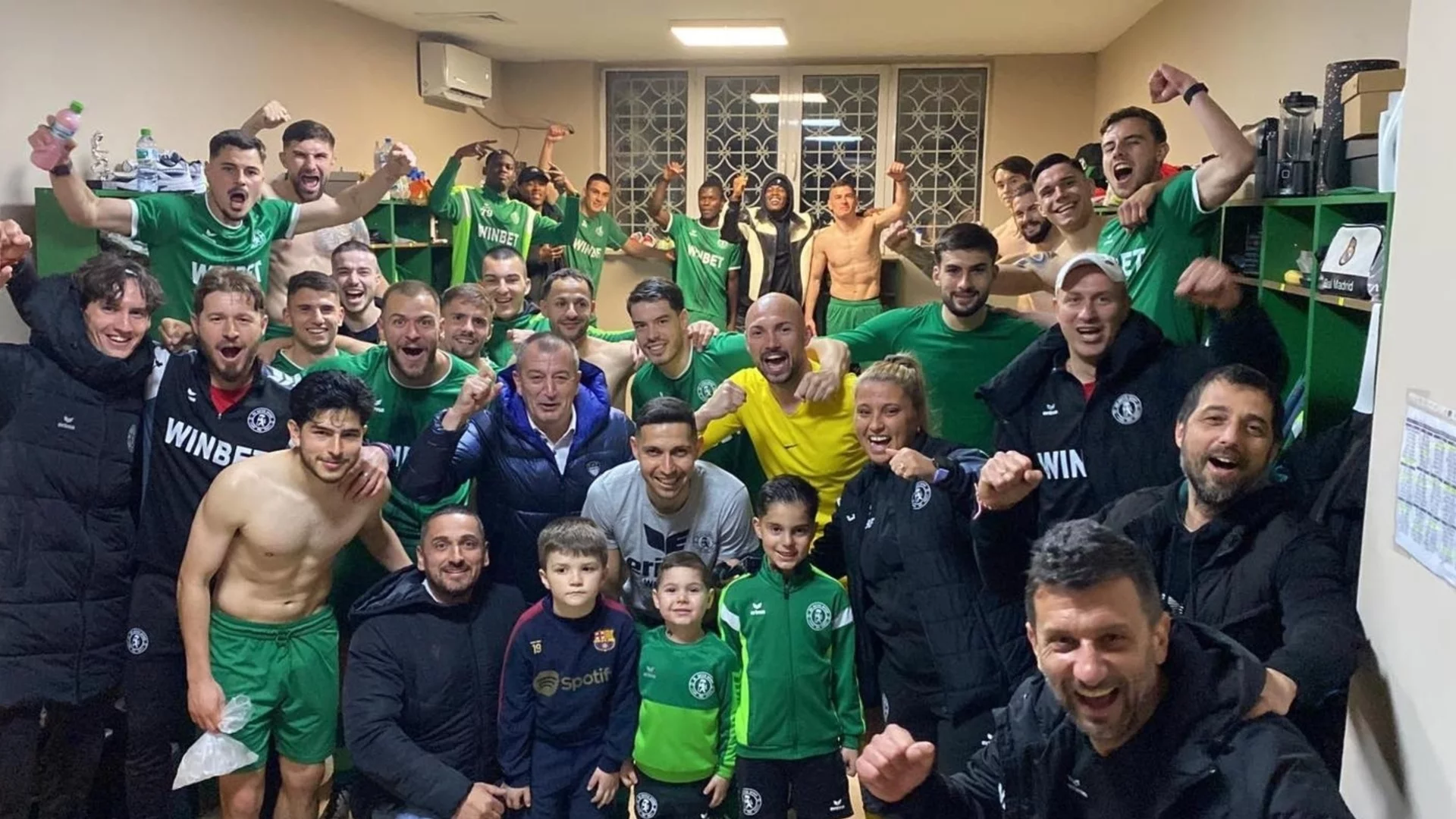 Юнайтед не успя, но Ботев Враца го направи! "Зелените лъвове" бият за подстрижка