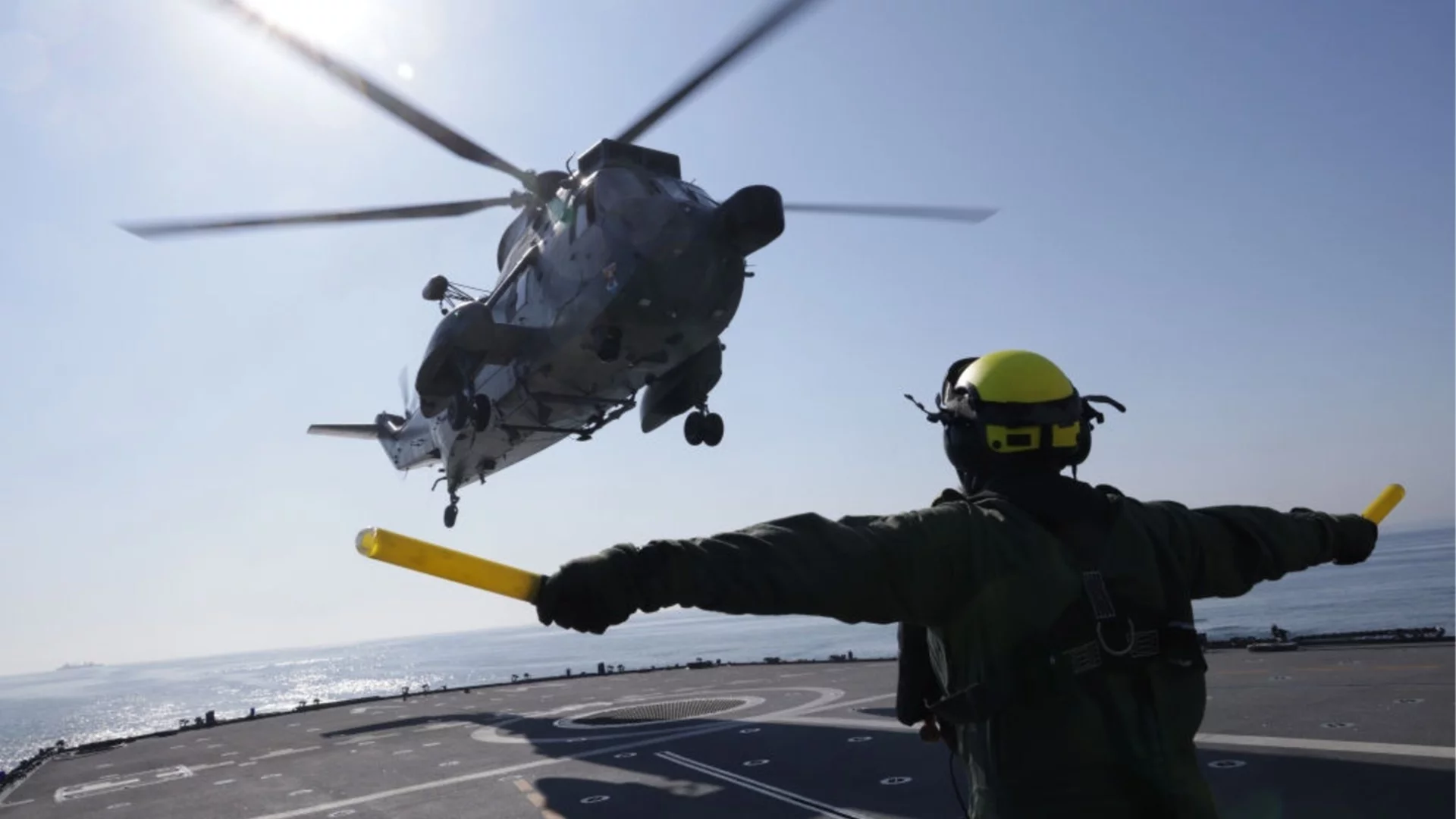 Може ли Украйна да получи британски хеликоптери за операции срещу дронове?