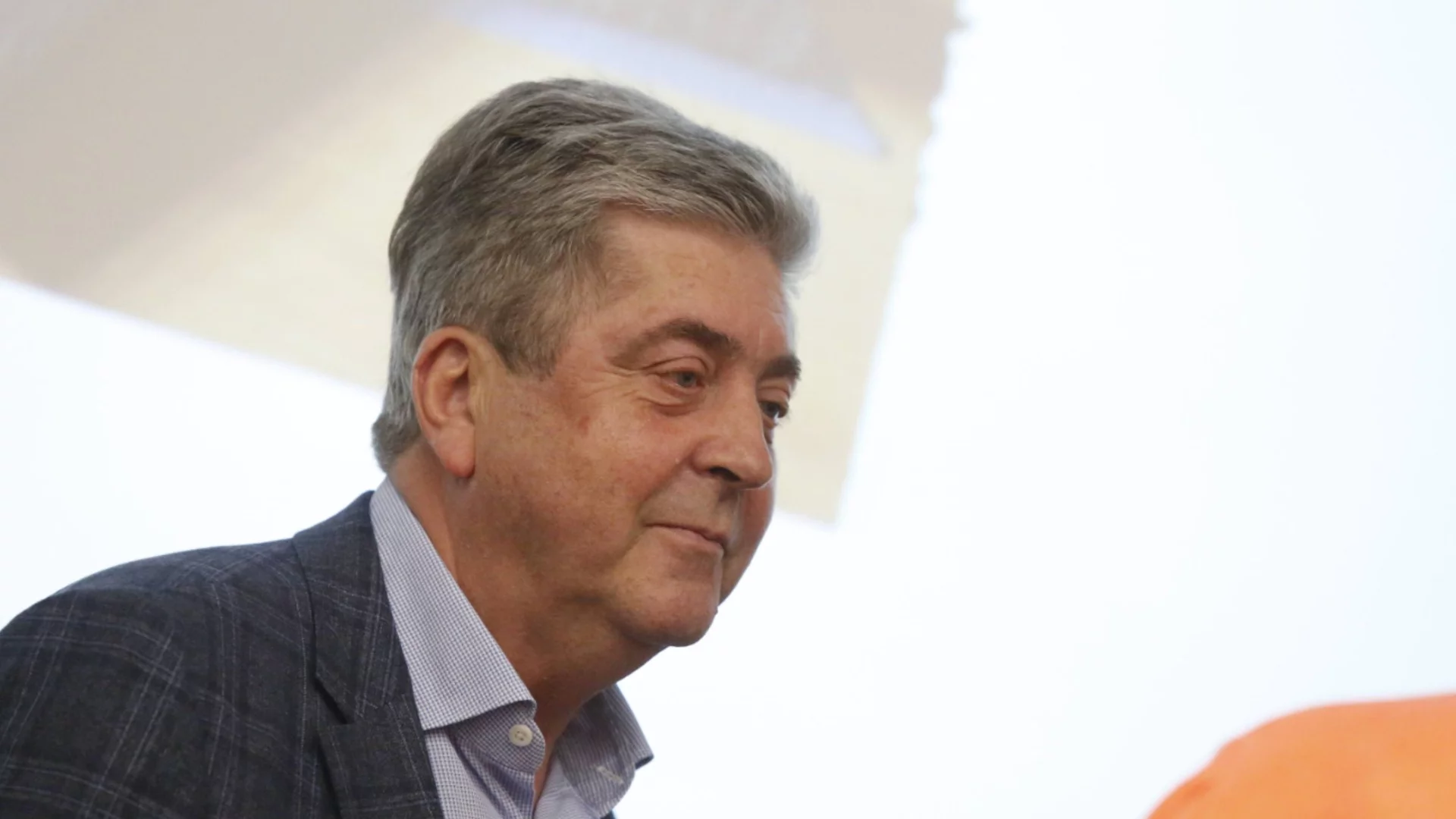 Георги Първанов: Румен Радев се снишава, няма характер