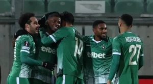 Лудогорец разби Монтана, скъси разликата с Левски и не спира да мечтае