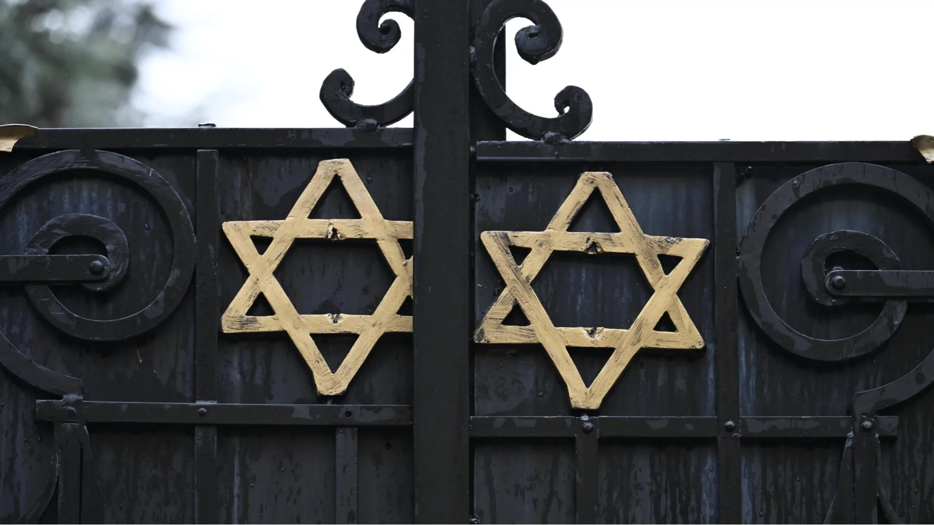 Взривът в синагогата в Лиеж: Белгия търси иранска и палестинска връзка