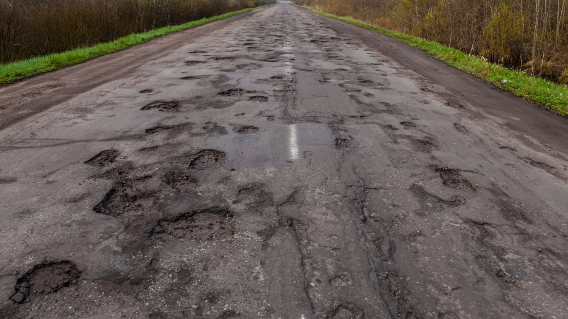 След дадени милиарди: Пари има, пътища - не