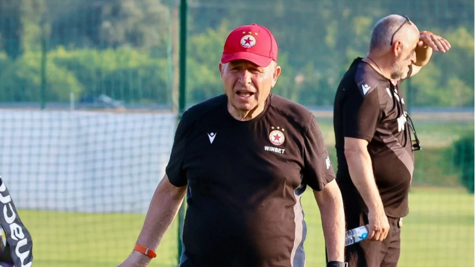 Емблематичният домакин на ЦСКА Бай Добри: Скоро пак ще съм при отбора!