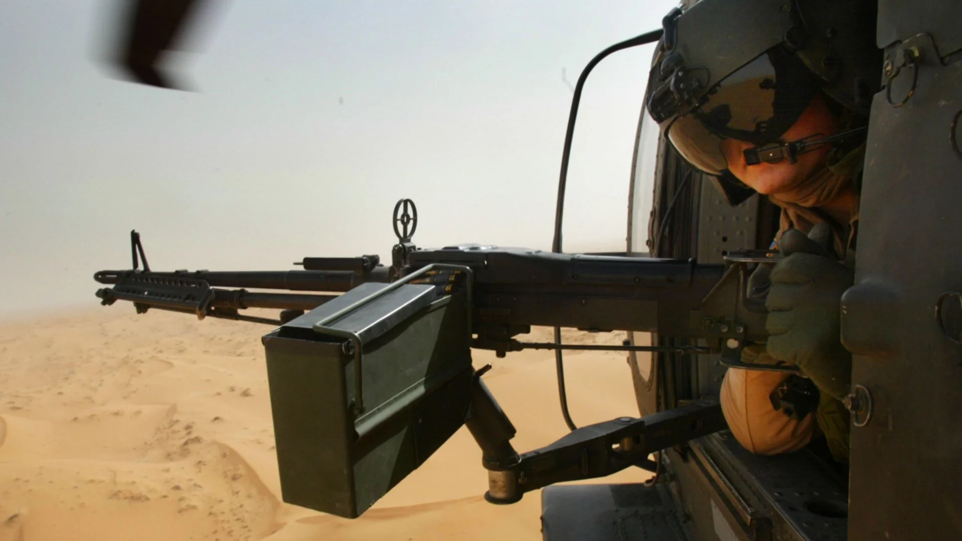 САЩ подготвят специалните си части да влязат в Иран: Окупацията на остров Харг ще донесе истински сътресения