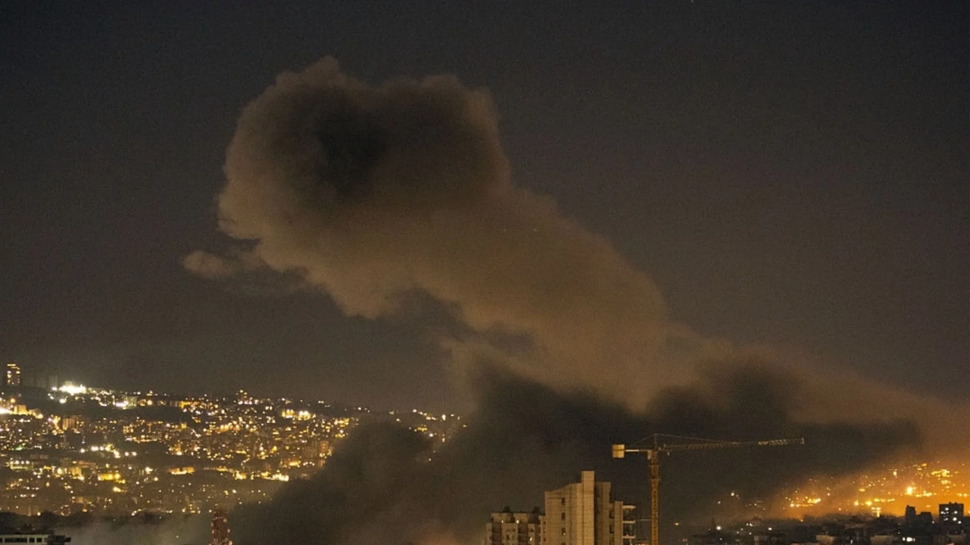 Израел не спира да "чупи костите" на Иран: Унищожения в химически комплекс и ракетен завод (СНИМКИ, ВИДЕО)