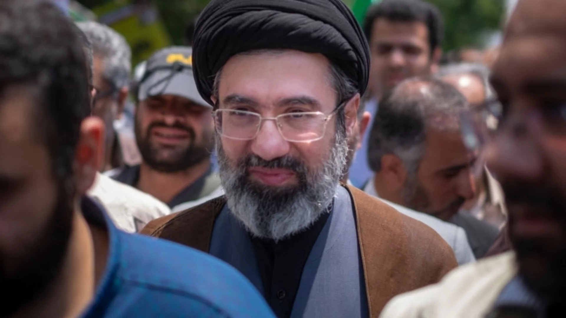 Имотната империя на новия аятолах Моджтаба - част от нея заплашва Израел (СНИМКИ)