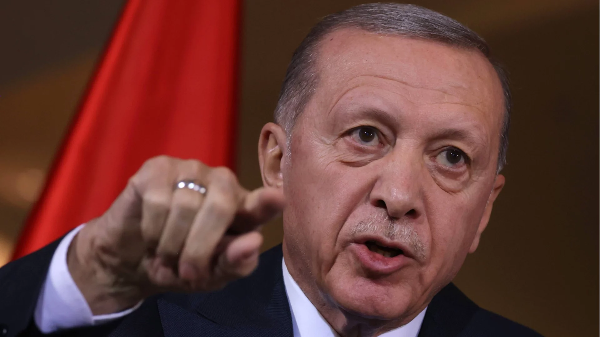 Иран отрича връзка с ракетите, паднали на турска територия