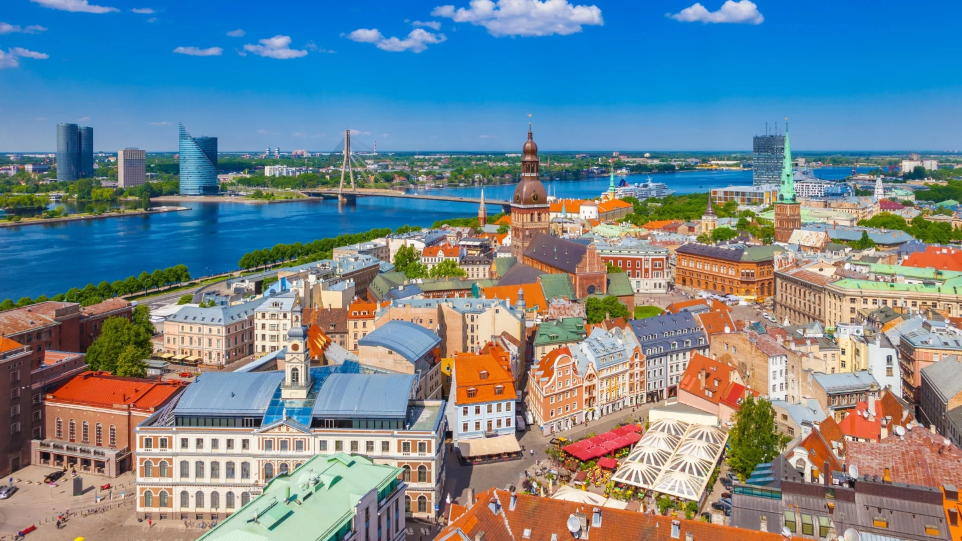 Защо украинските бежанци избират Латвия за нов дом 