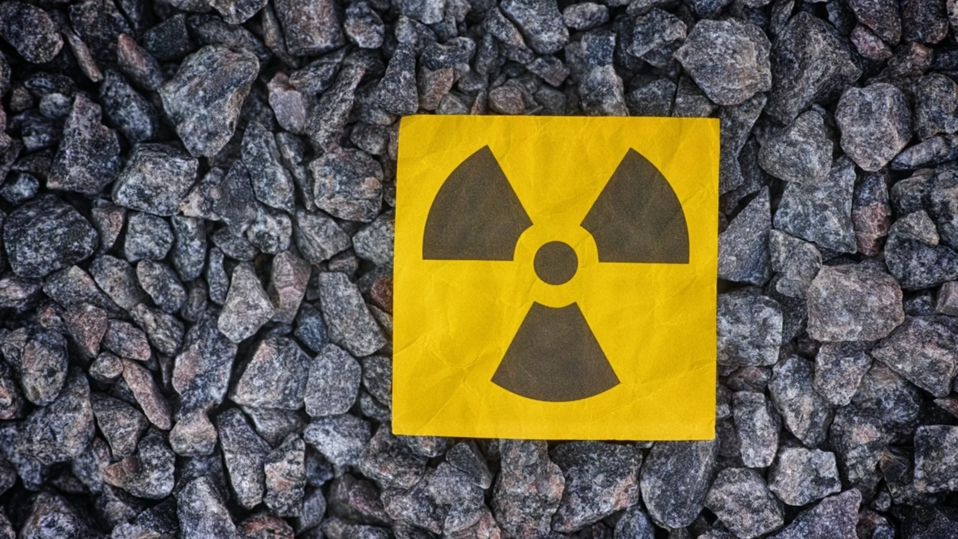 Едно от най-опасните вещества, създадени от човека: Тъмният елемент, превърнат в смъртоносно оръжие