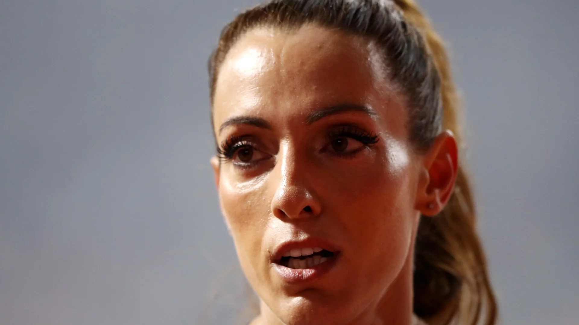 Ивет Лалова подкрепи Малена Замфирова: „Болката е голяма, страхът е истински, но те показват най-силната ти страна“