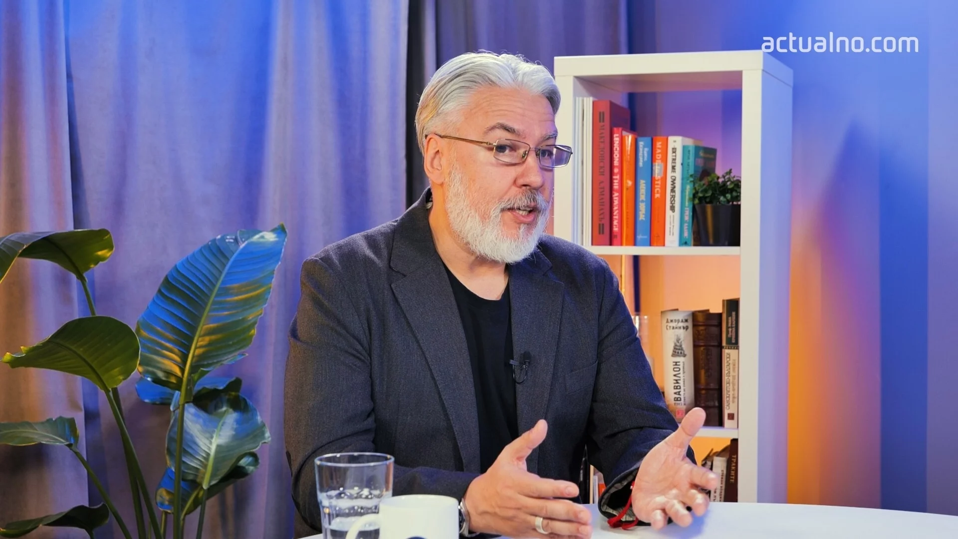 Помогна ли на Румен Радев първата дама с постовете си: Говори проф. Росен Стоянов (ВИДЕО)