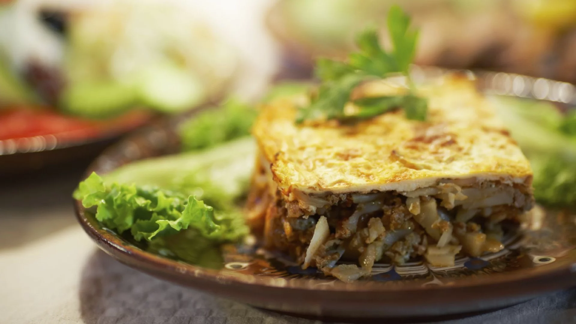 Как да направим мусака със спанак и картофи