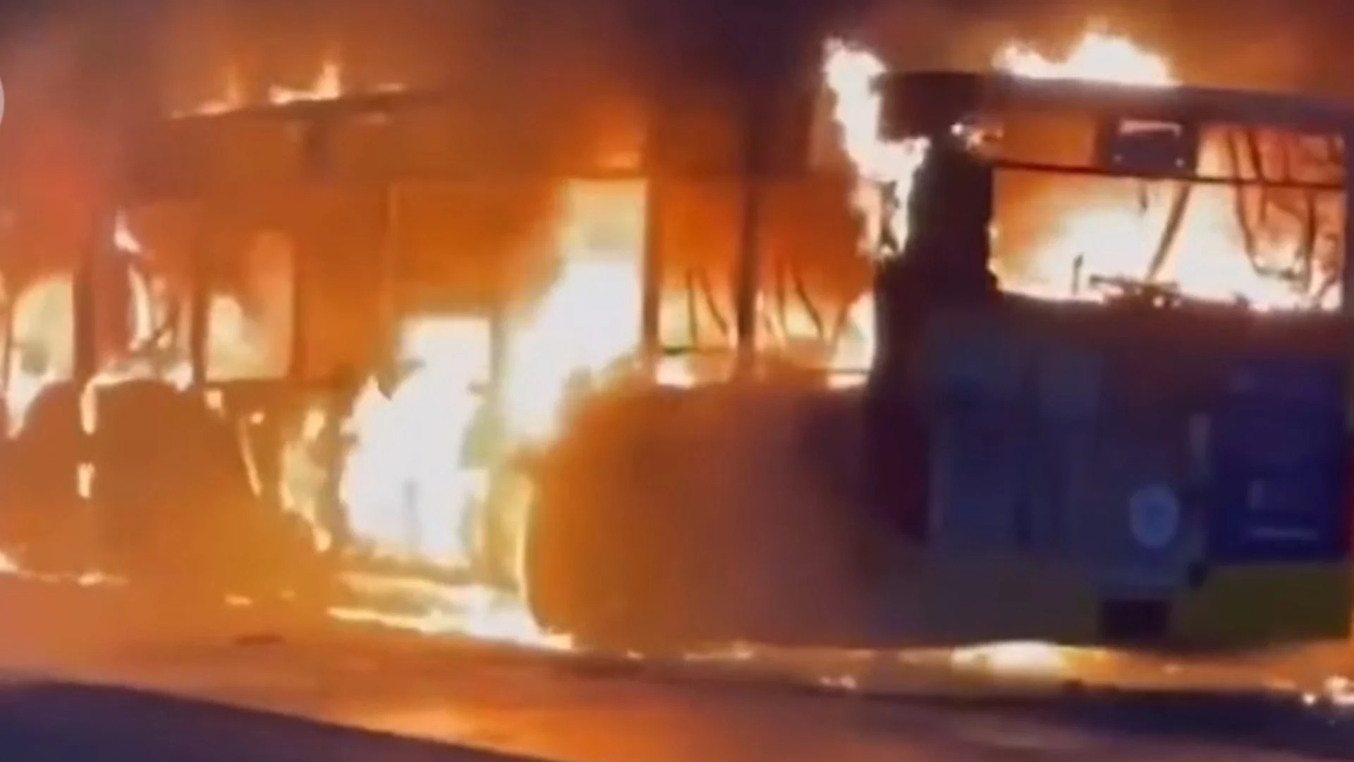 Огнен ад: Жертви и ранени след горящ автобус в Швейцария (ВИДЕО)