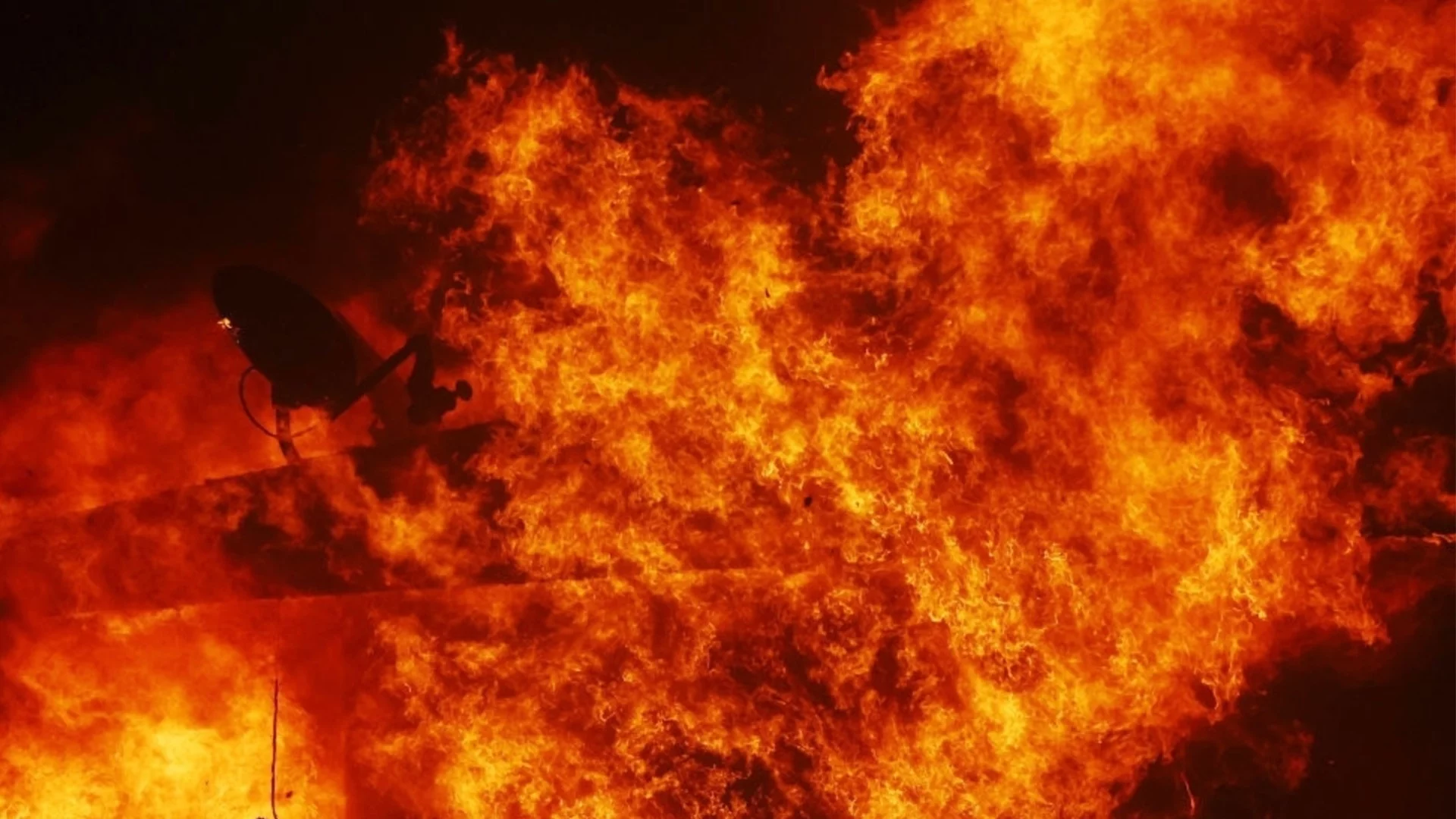 Пожар горя край гоцеделчевско село