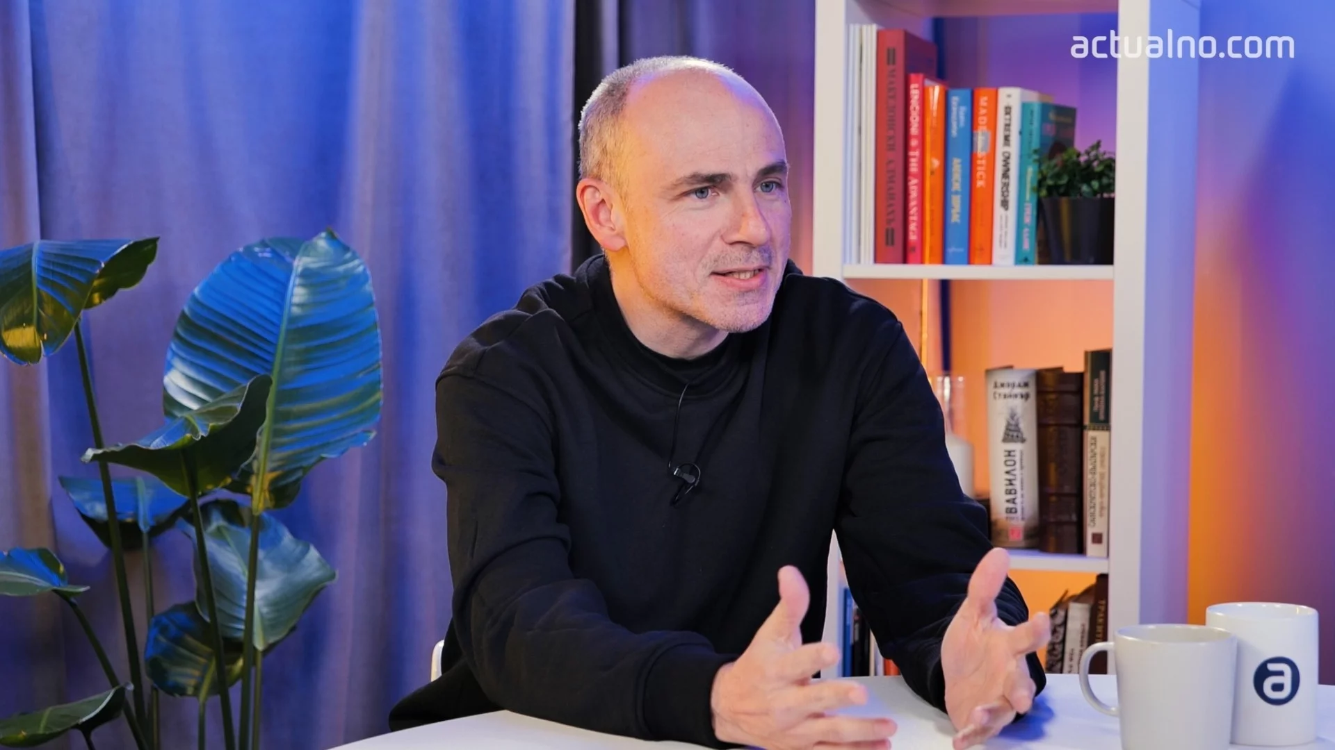 Защо депутатите и обществото преглътнаха ругатните на Рая Назарян: Говори доц. Петър Чолаков (ВИДЕО)