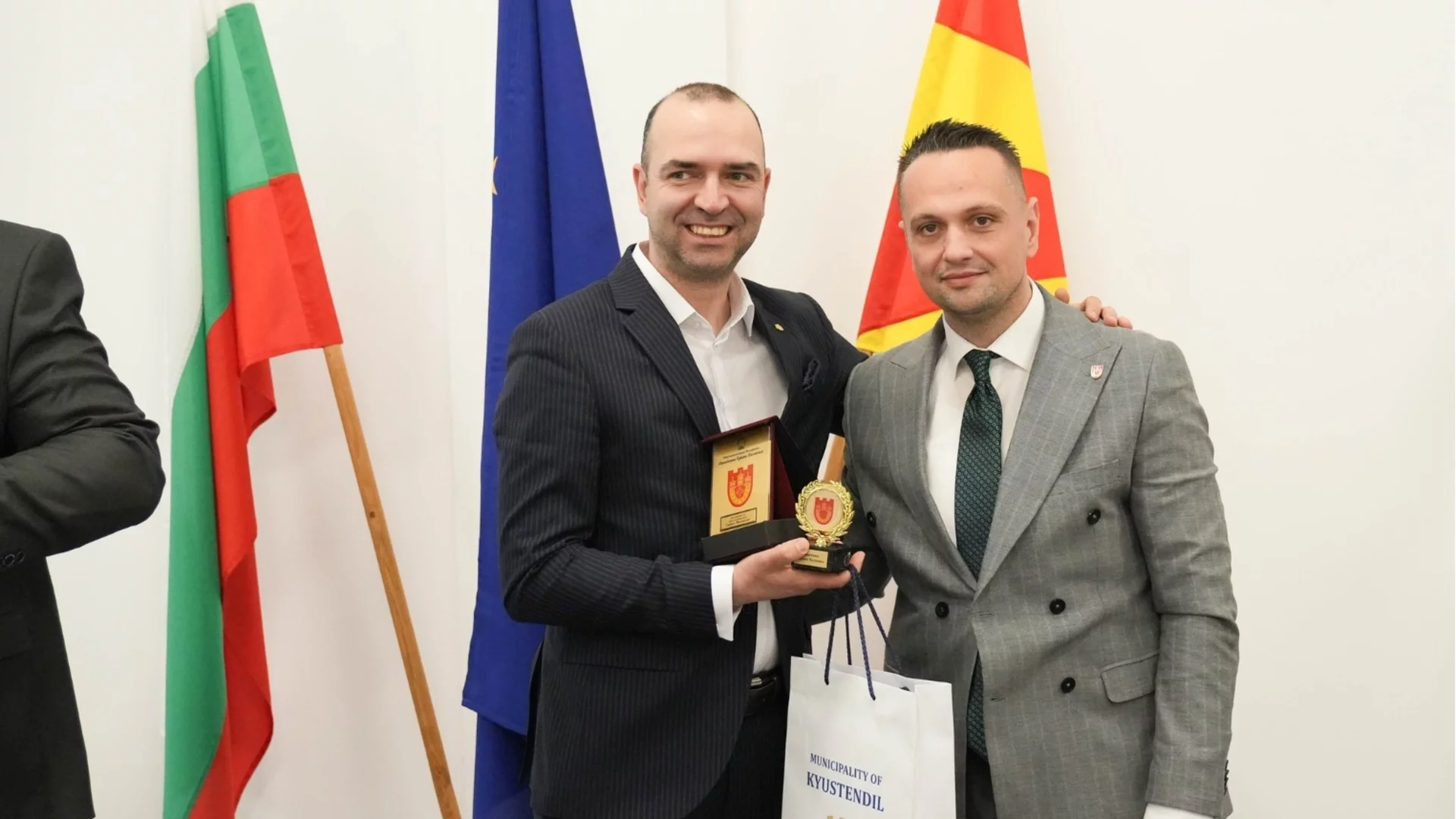 Общинските съвети на Кюстендил и Крива паланка проведоха съвместно заседание