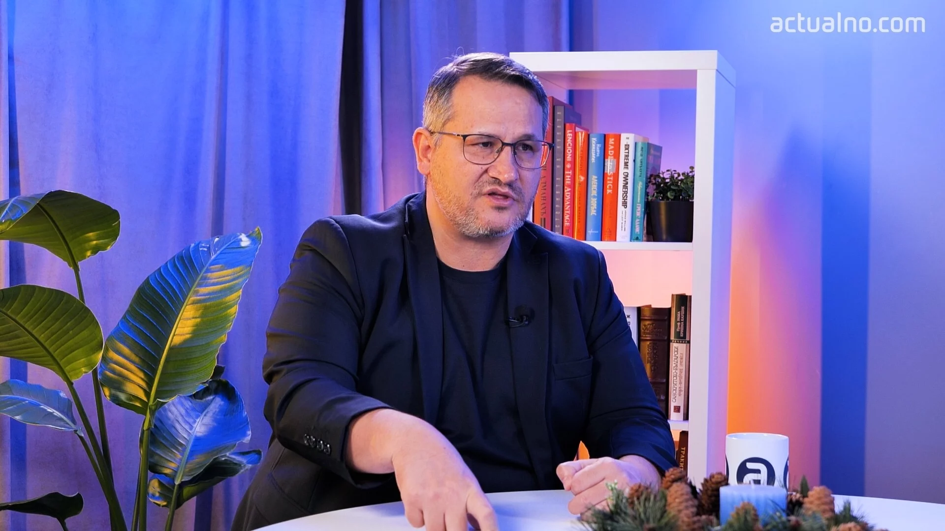 Как изтичат луди пари и всички ги плащаме: Пример от Иван Христанов