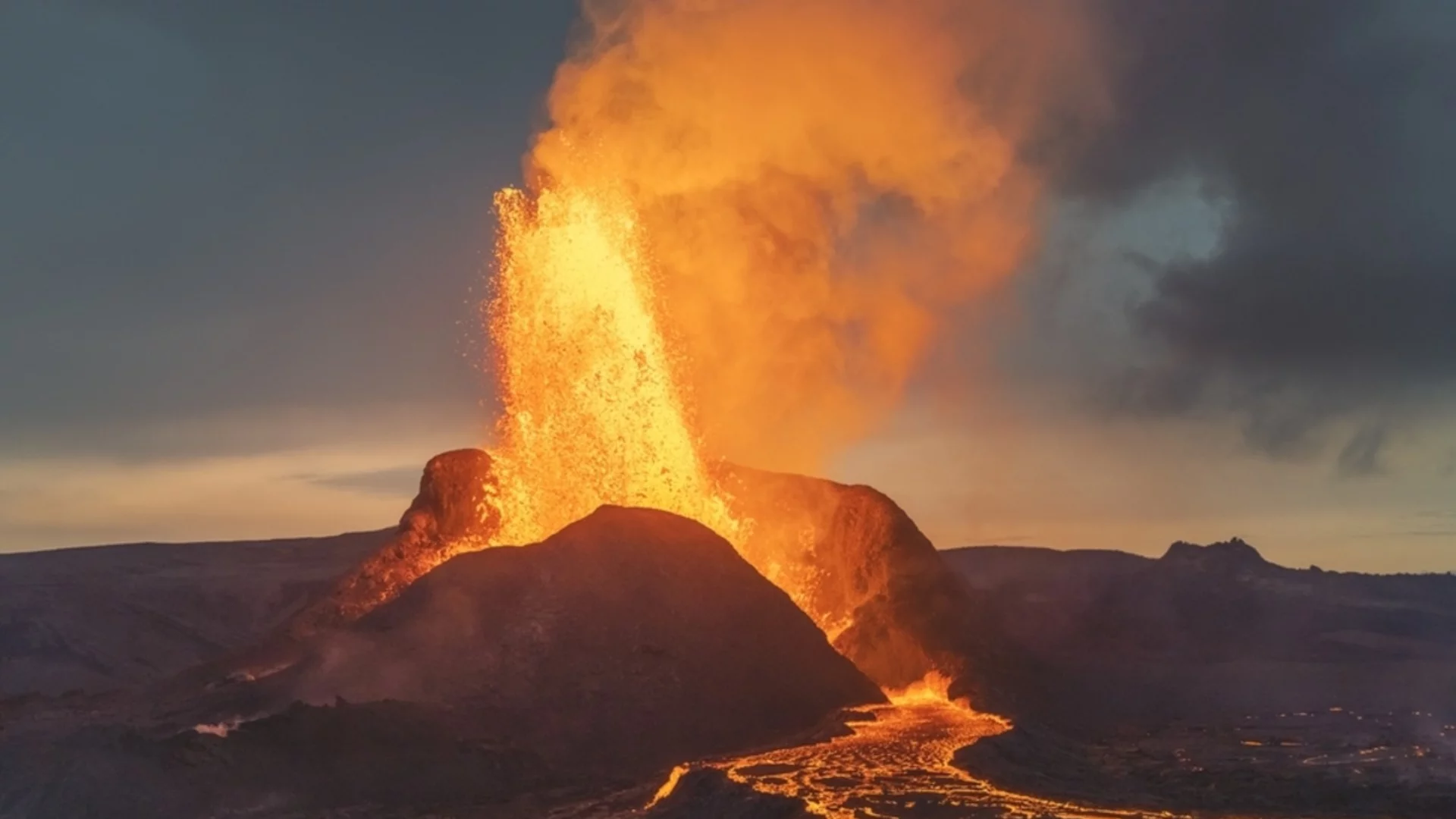 Древният ужас на Карпатите: Вулканът, който някога е унищожил всичко наоколо, може да се събуди отново